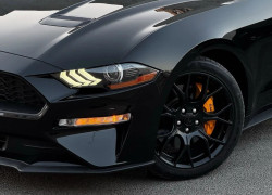 Ford Mustang 2019 года