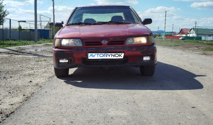 Nissan Primera 1995 года
