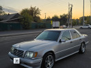 Mercedes-Benz E-Класс 1993 года