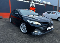 Toyota Camry 2019 года