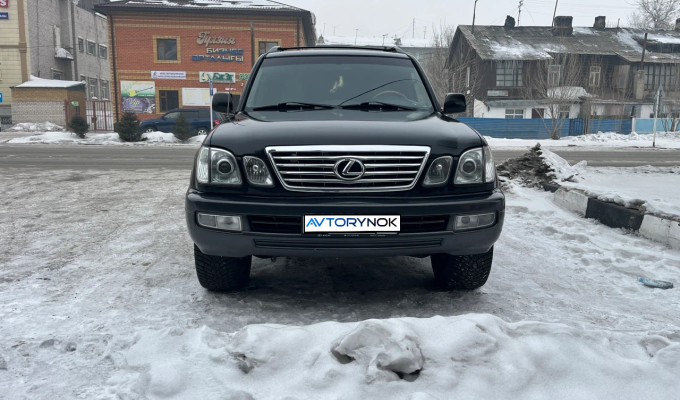 Lexus LX 2004 года
