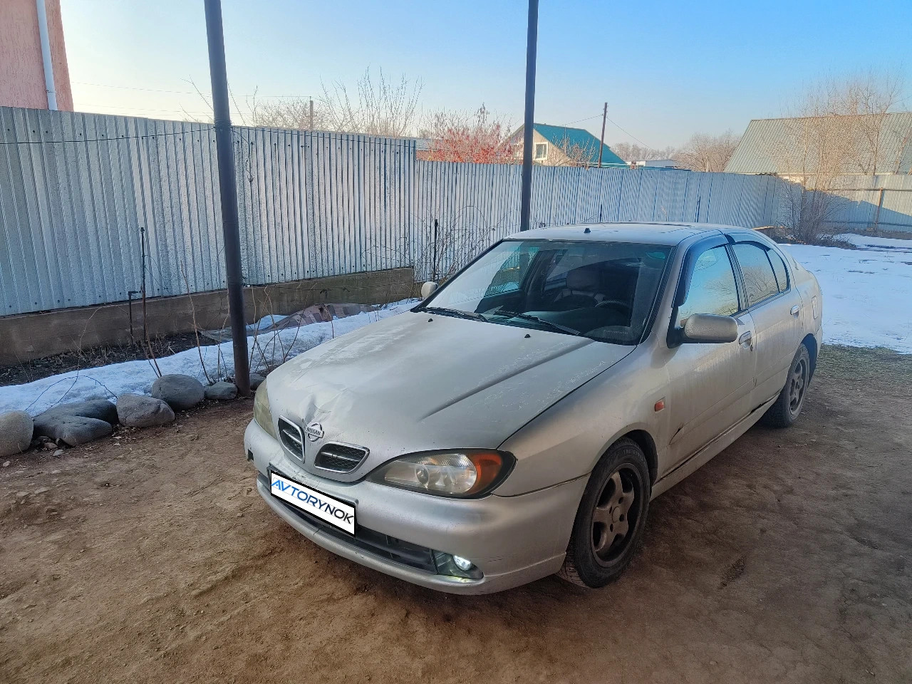 Nissan Primera, 2001