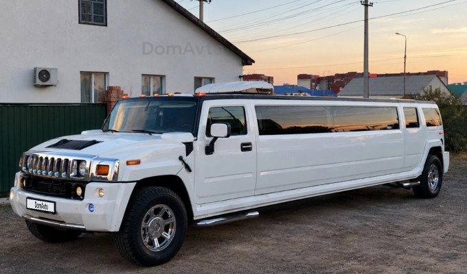 Hummer H2 2003 года