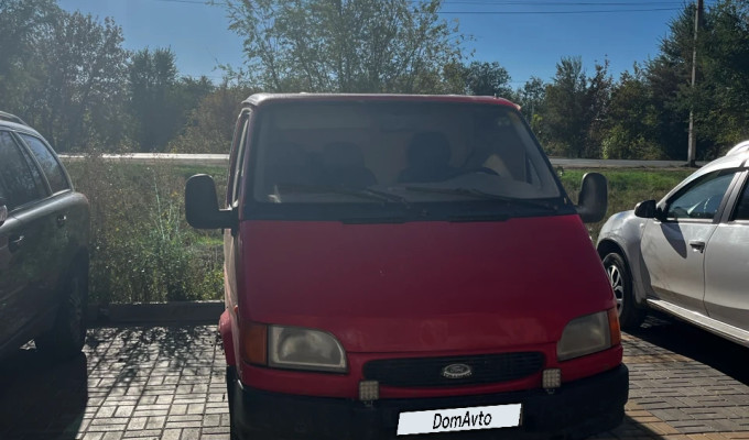Ford Transit 1995 года
