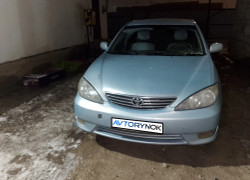 Toyota Camry 2005 года
