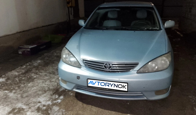 Toyota Camry 2005 года