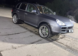 Porsche Cayenne 2004 года