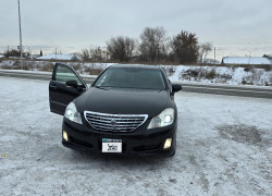 Toyota Crown 2010 года