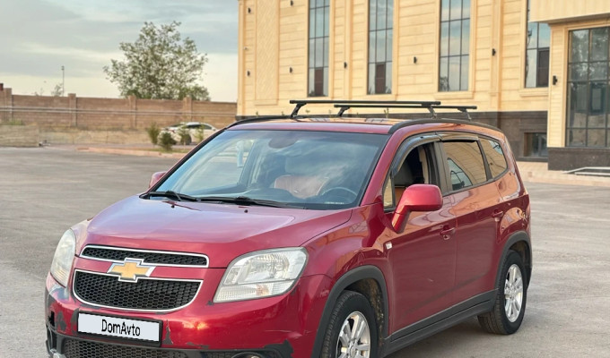 Chevrolet Orlando 2013 года