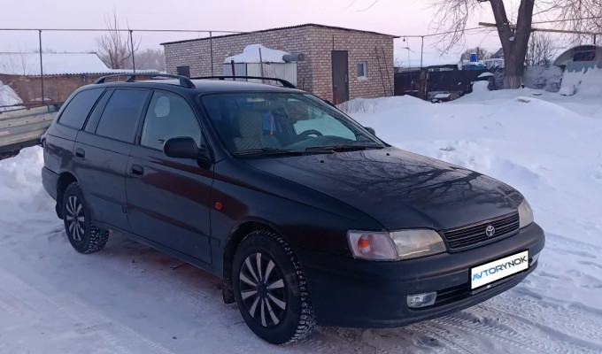 Toyota Carina E 1995 года