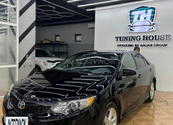 Toyota Camry 2013 года