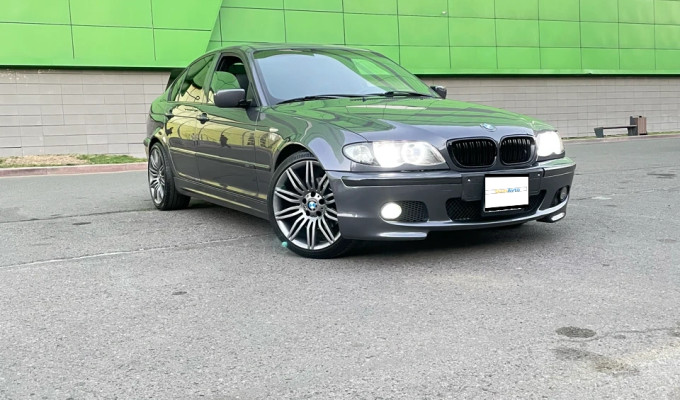 BMW 3 серия 2003 года