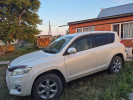 Toyota RAV4 2010 года