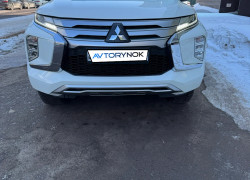 Mitsubishi Montero Sport 2023 года