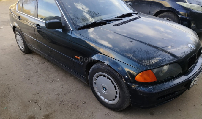 BMW 3 серия 1999 года