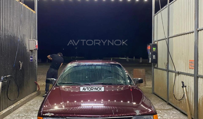 Audi 100 1990 года
