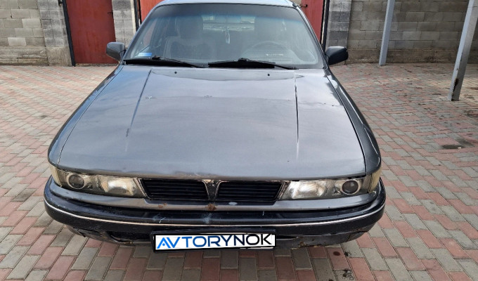 Mitsubishi Galant 1992 года