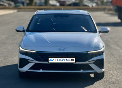 Hyundai Elantra 2024 года