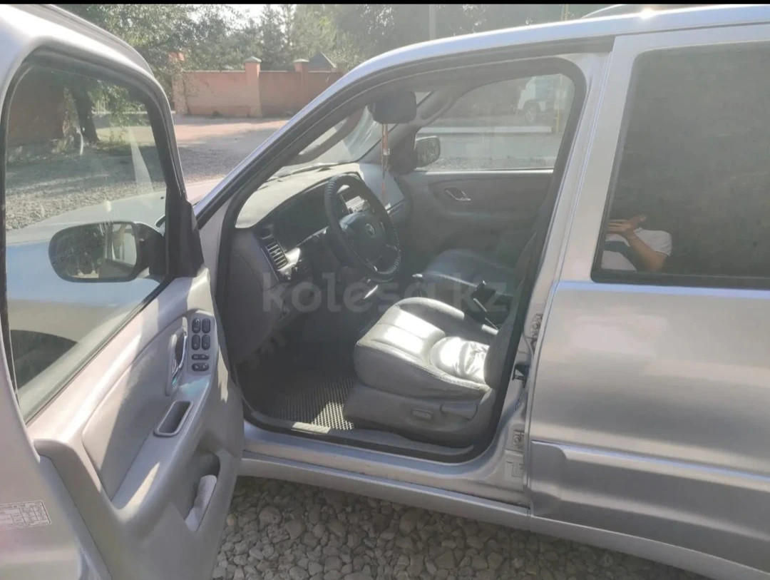 Mazda Tribute, 2003