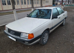 Audi 100 1987 года