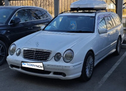 Mercedes-Benz E-Класс 2000 года