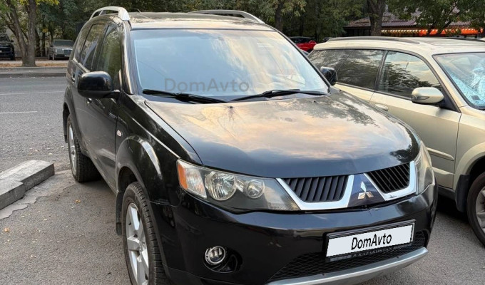 Mitsubishi Outlander 2007 года