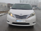 Toyota Sienna 2012 года