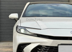Toyota Camry 2025 года