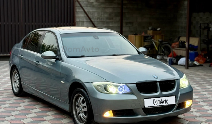 BMW 3 серия 2007 года