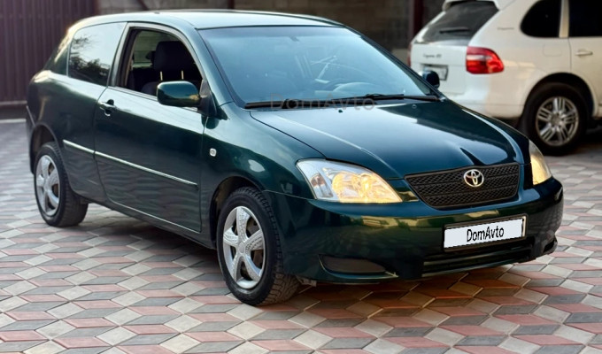 Toyota Corolla 2002 года