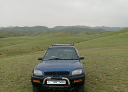 Toyota RAV4 1995 года