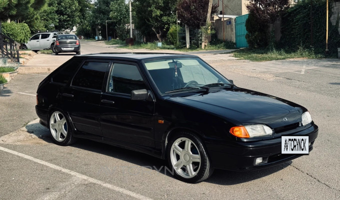 ВАЗ (Lada) 2114 2013 года