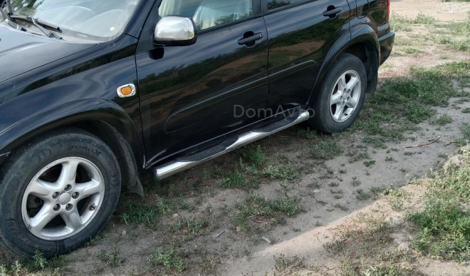 Toyota RAV4 2000 года