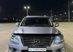 Lexus LX 2010 года