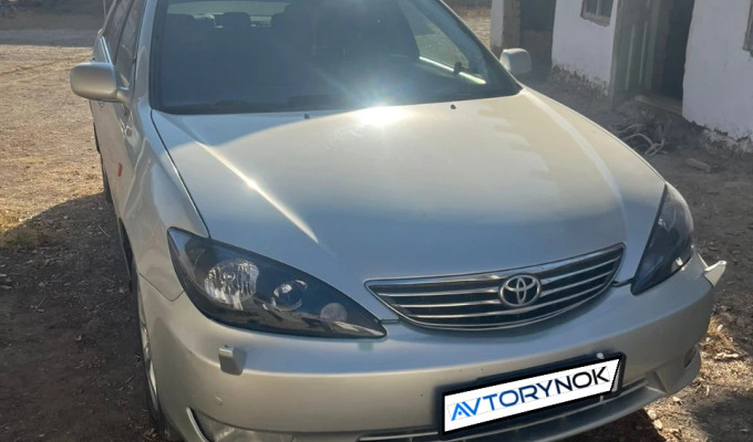Toyota Camry 2004 года