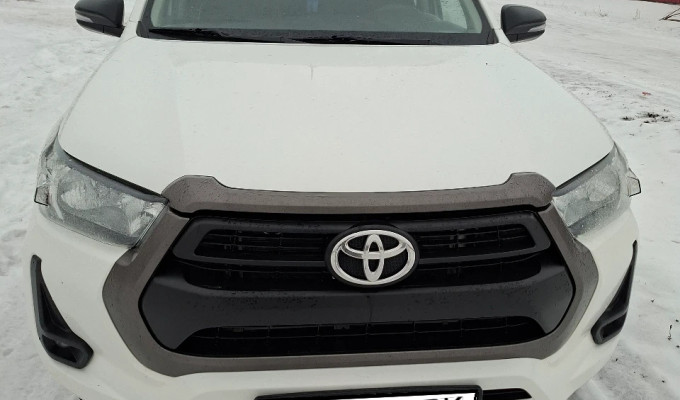 Toyota Hilux 2021 года