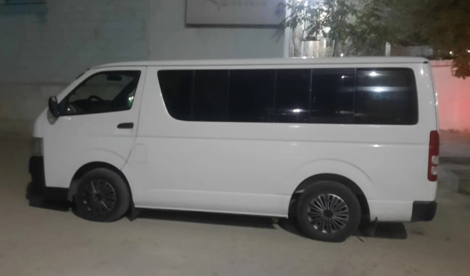 Toyota Hiace 2012 года