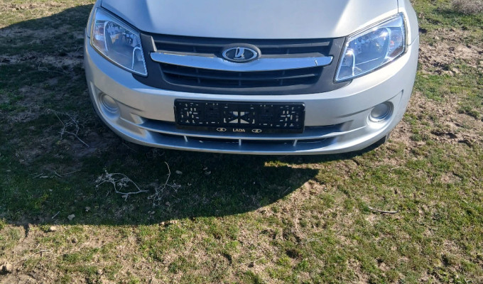 ВАЗ (Lada) Granta 2013 года