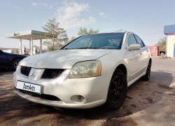 Mitsubishi Galant 2003 года