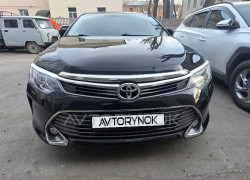 Toyota Camry 2015 года