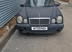 Mercedes-Benz E-Класс 1996 года