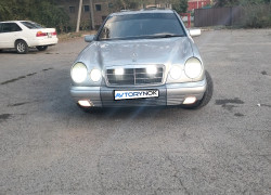 Mercedes-Benz E-Класс 1998 года