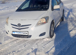 Toyota Yaris 2008 года