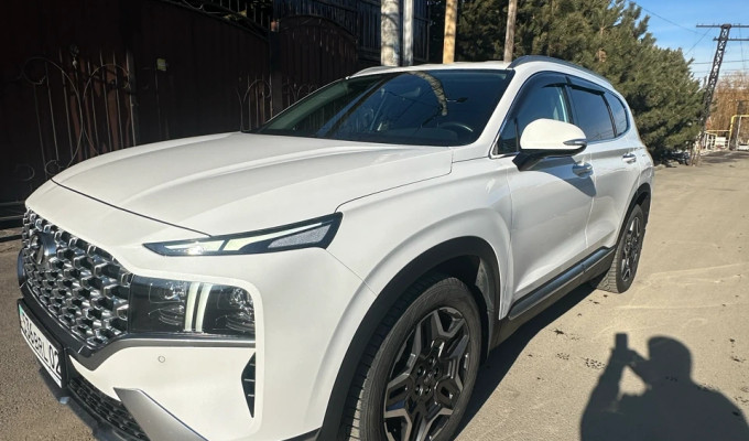 Hyundai Santa Fe 2021 года