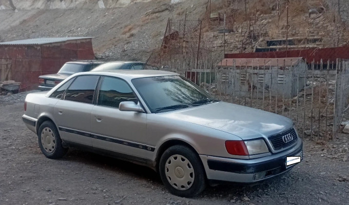 Audi 100 1991 года