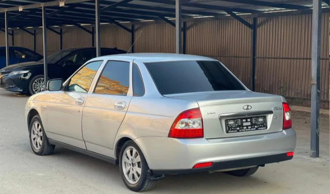 ВАЗ (Lada) Priora 2014 года