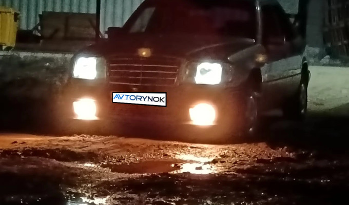Mercedes-Benz E-Класс 1994 года
