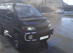 Mitsubishi Delica 1996 года
