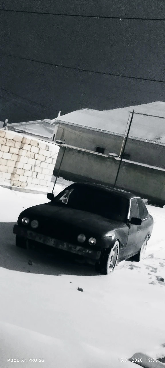 BMW 5 Series, 1995