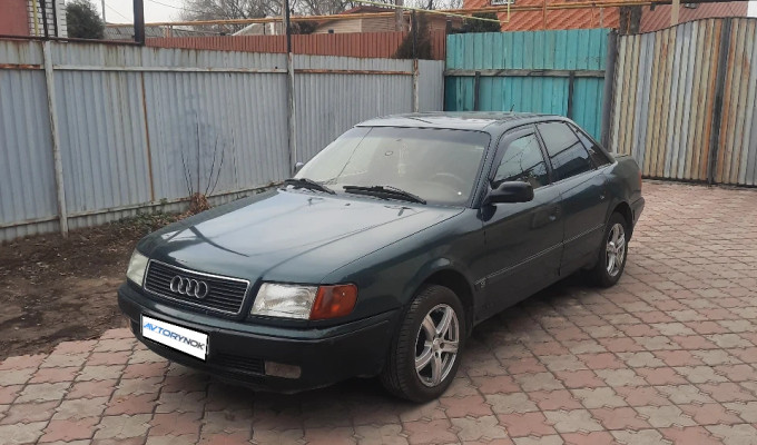 Audi 100 1994 года